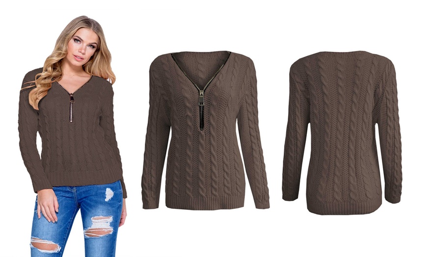 Image 5: Women's V-Neck Zip Front Cable Knit Jumper