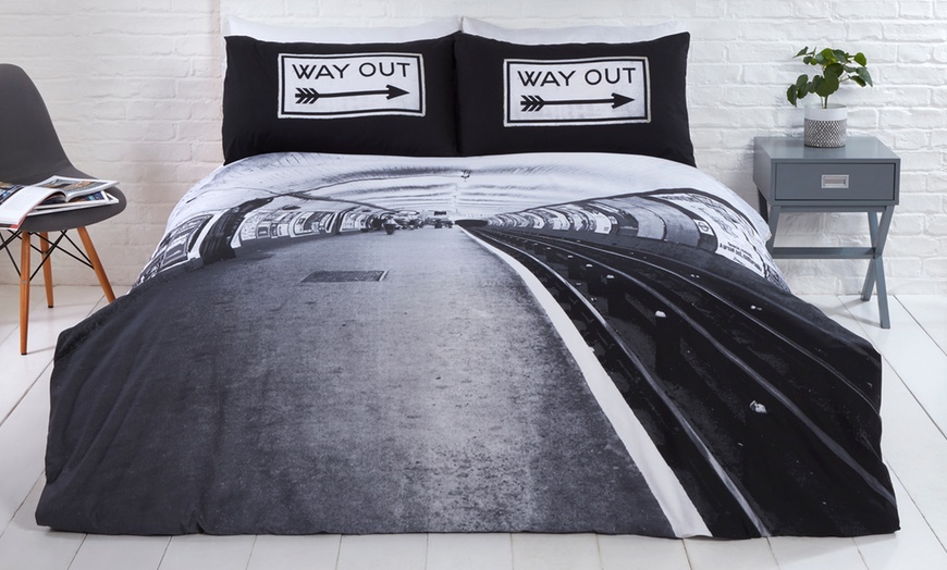 Image 6: TFL Printed Reversible Duvet Set