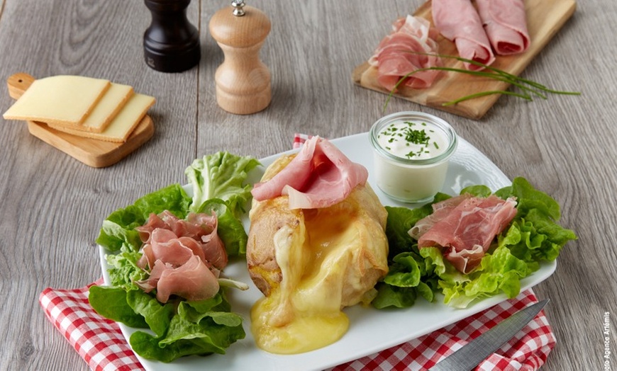 Image 1: Repas gourmand à La Pataterie Metz