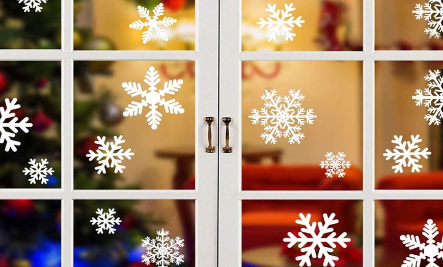 Image 2: Up to 162 Snowflake Window Stickers