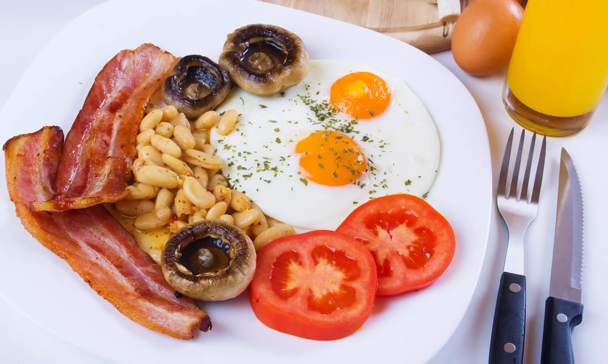 English Breakfast at Spicery @ 4* Novotel Gold District