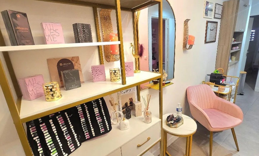 Image 4: Renaissance de la peau chez Golden Skin Paris