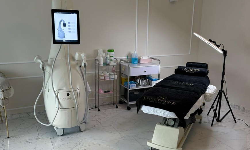 Image 2: 1 oder 2 Behandlungen: 60 Min. kosmetisches Microneedling für 1 Person