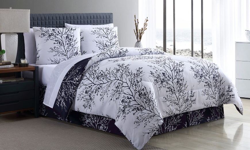 Leaf Bed-in-a-Bag Comforter Set with Sheets (8-Piece) | Groupon