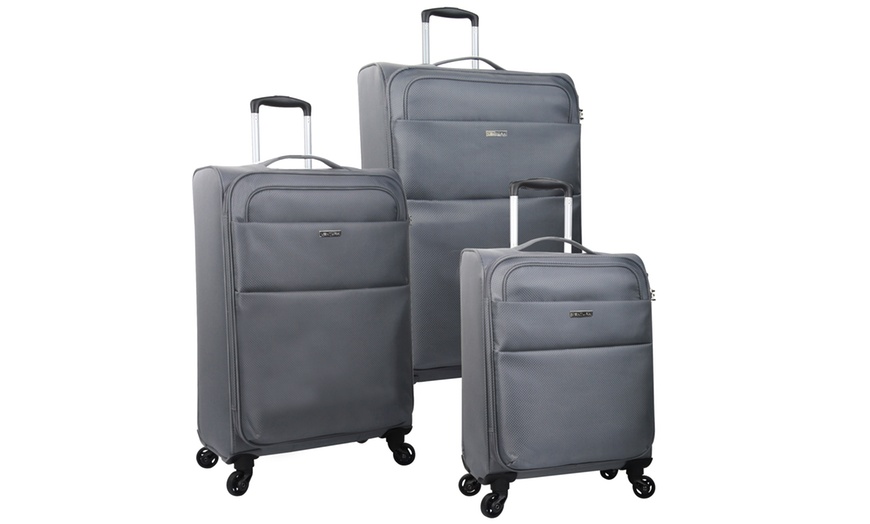 Image 2: Ventura Three-Piece Luggage Set