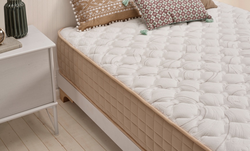 Image 3: Matelas mousse, 30 cm