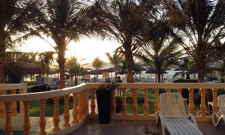 Image 2: Sharjah: 5* Stay with Private Beach Access