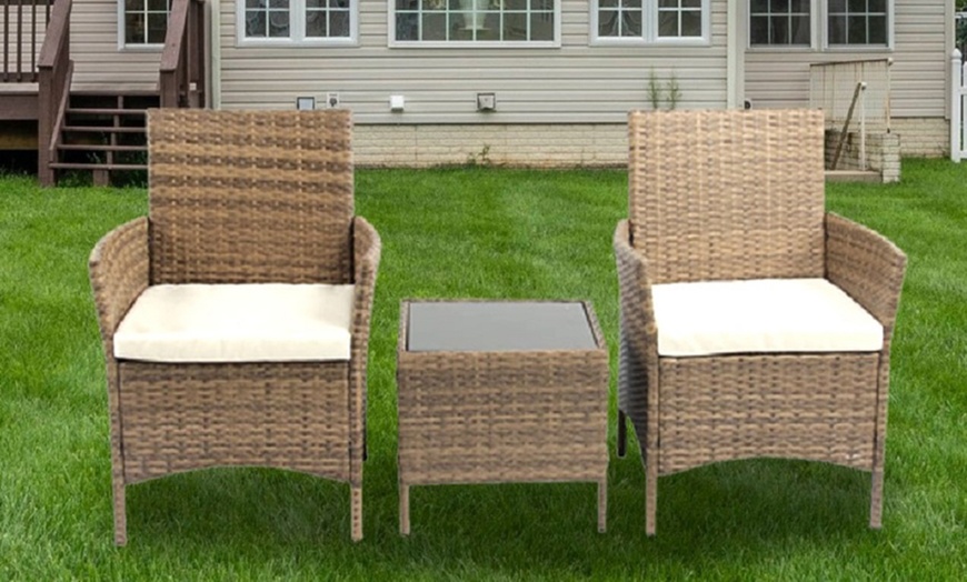 Image 4: Three-Piece Rattan-Effect Furniture Set