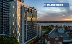 East Perth: 4* King or Twin Room with Breakfast and Wine