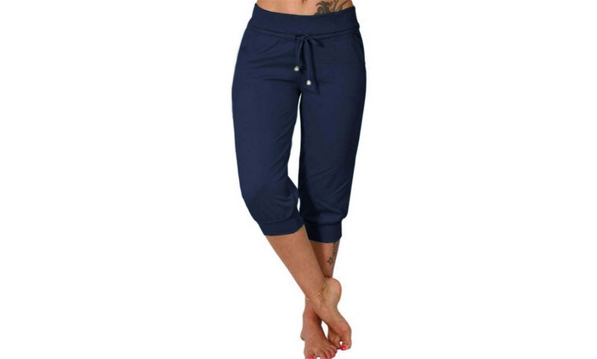 Image 9: Women's Drawstring Workout Cropped Joggers