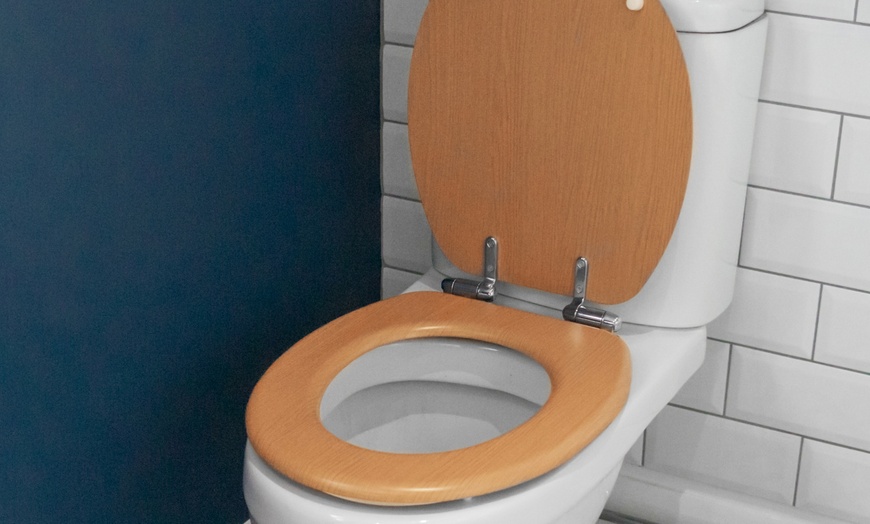 Image 11: Soft-Close Wooden Toilet Seat