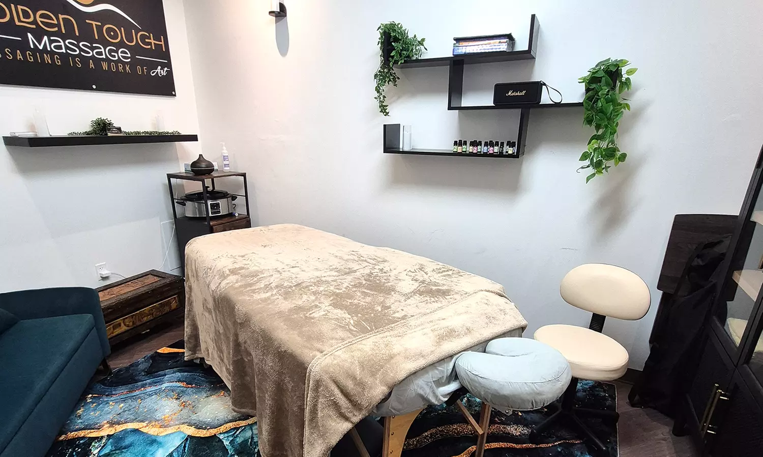 Relax with 60 or 90-Minute Swedish or Deep Tissue Massages