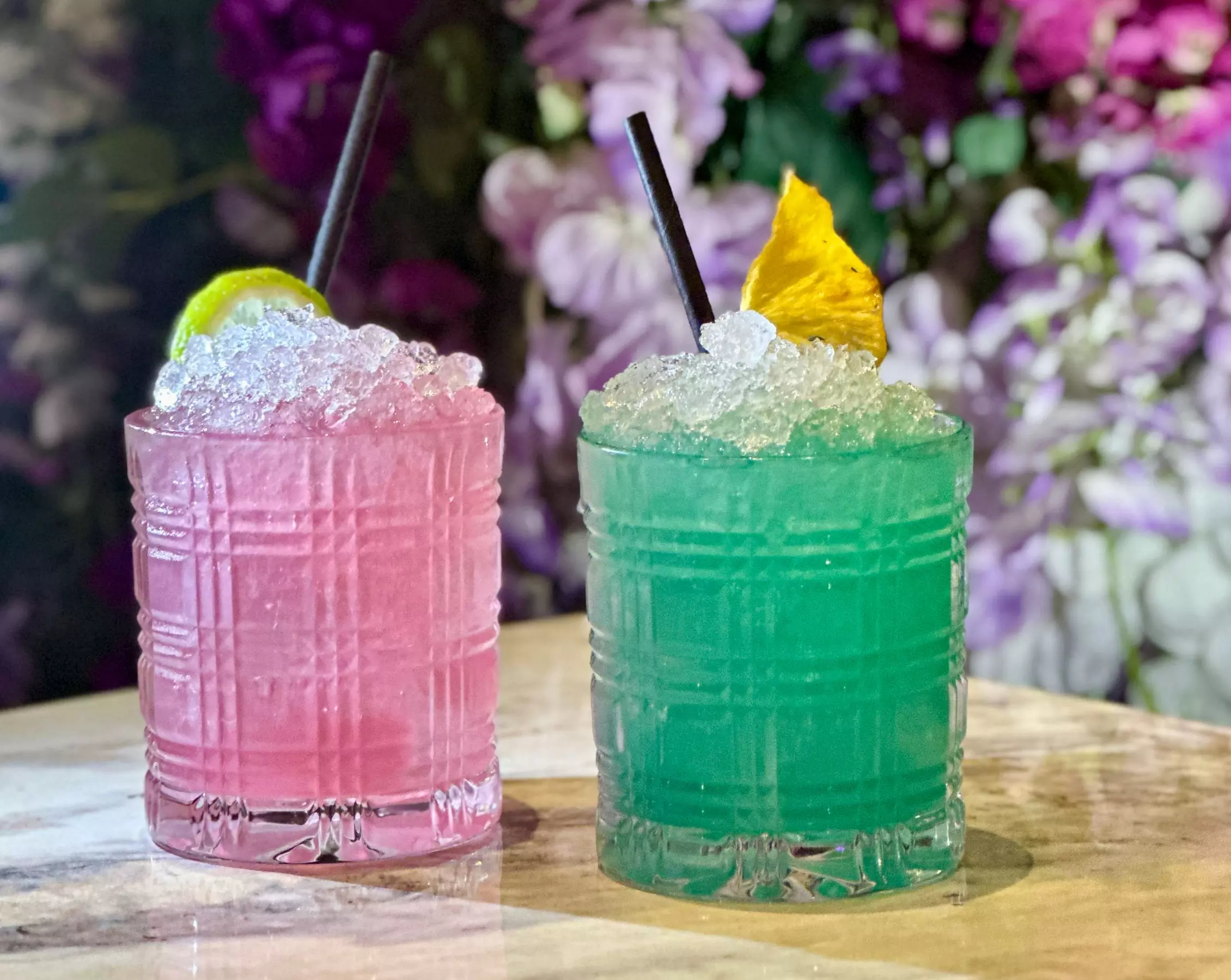 Bottomless Brunch with Bottomless Drinks & Delicious Mains for 2 or 3