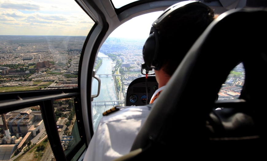 Image 5: Vols en hélicoptère 1 à 4 pers