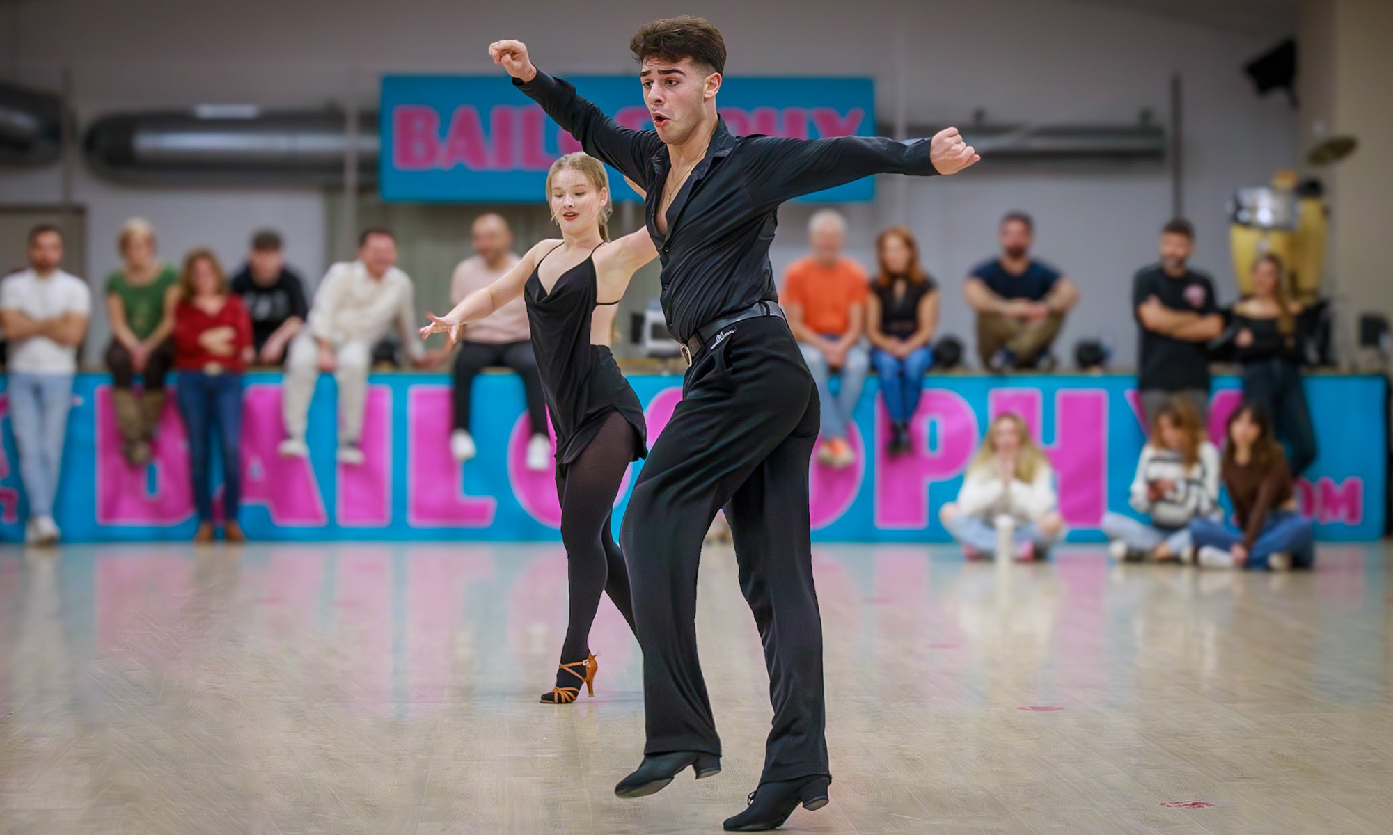 Clases de bachata y salsa por un mes, 1 o 2 clases semanales