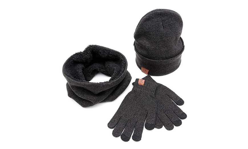 Image 8: 1x oder 2x 3-tlg. Set aus Wintermütze, Schal & Touchscreen-Handschuhen