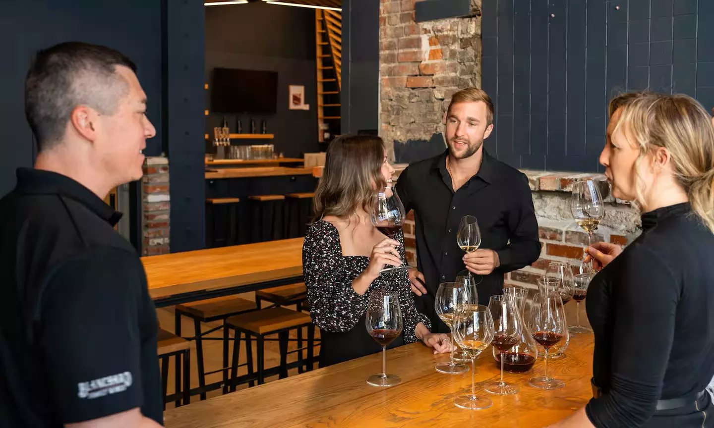 Discover Wine Tasting Class for Up to 8 People