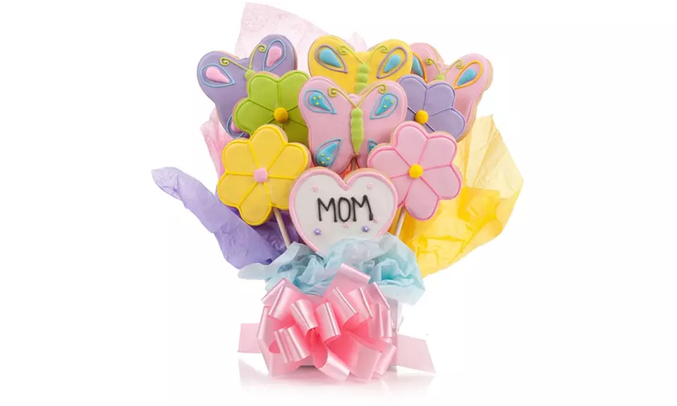 Mother's Day Cake Pops, Cookie Bouquet, or Oreo Gift Box from $16.99–$24.99 - Second Medium
