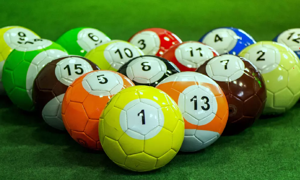 „Eat & Play“ für 2 Personen in Berlins 1. Arcade Kitchen & Bar