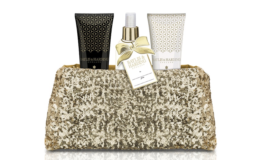 Image 10: Baylis and Harding Gift Set