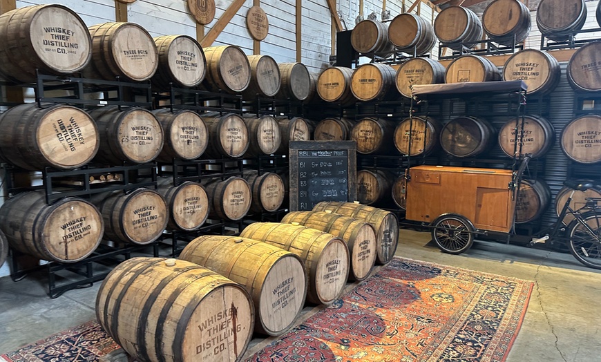 Image 5: Delve into Bourbon Bites' Kentucky Distillery Tour for One