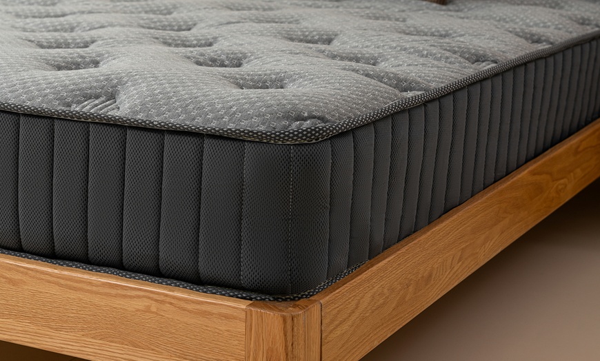 Image 3: 18cm Memory Foam Sprung Mattress