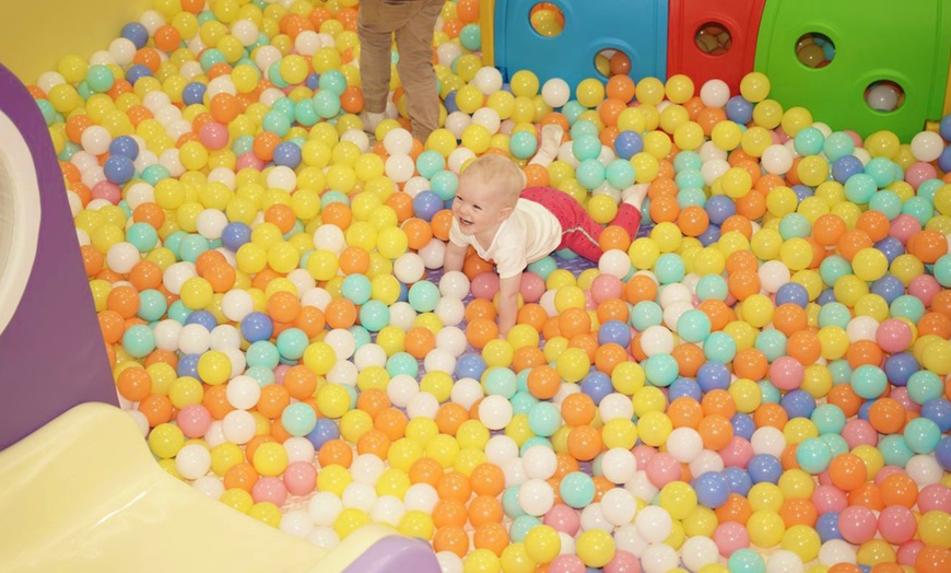 Image 4: Unleash the Fun: Endless Playtime at the Ultimate Indoor Play Area!