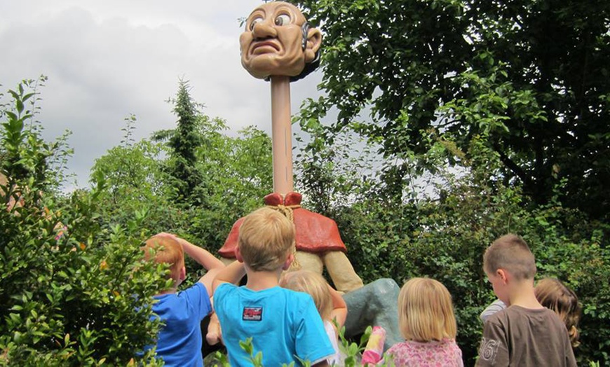 Image 6: Rondleiding door Mini Efteling