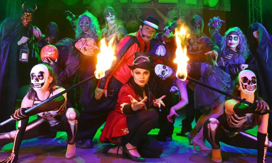 Image 3: Gandeys Halloween Spooktacular Circus