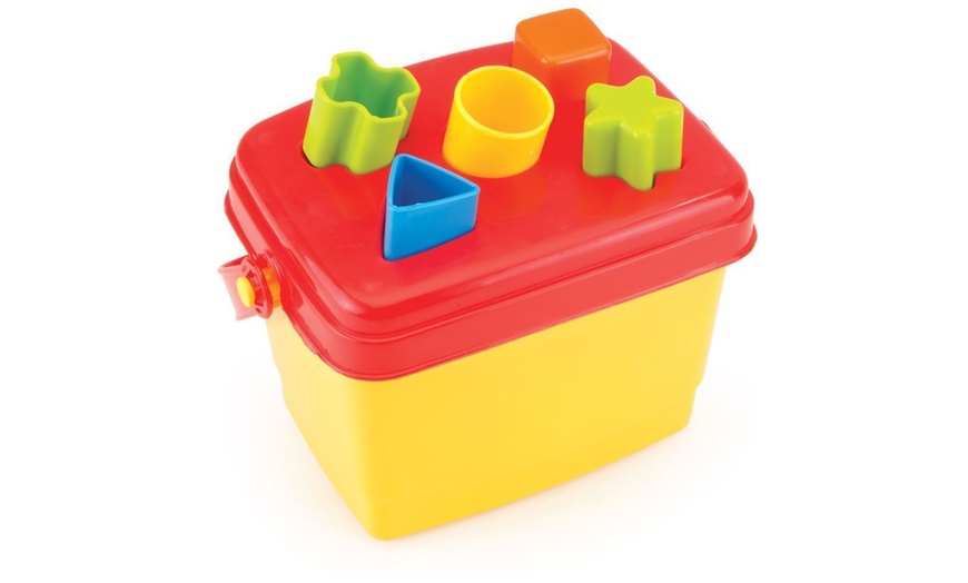 Image 2: Kids' Shape Sorter Bucket