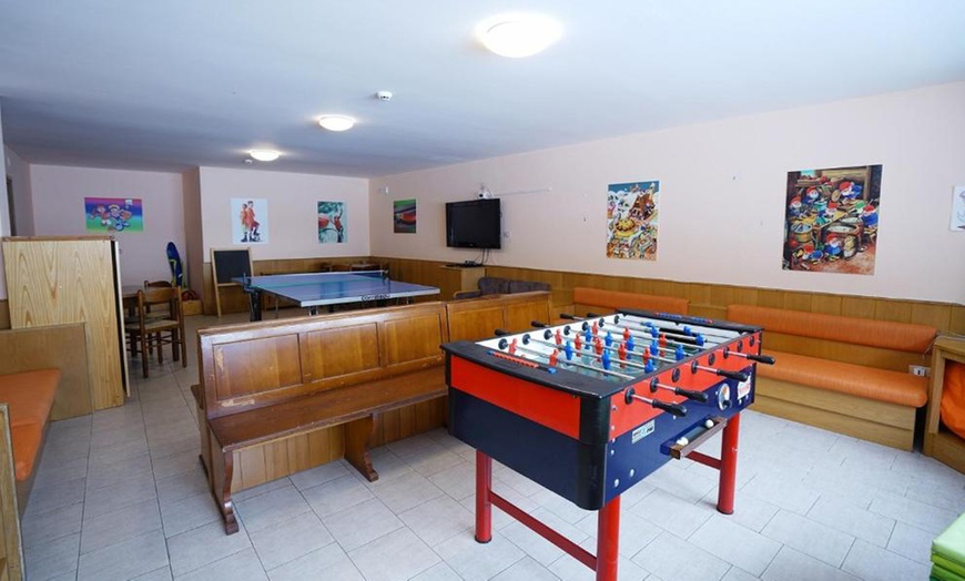 Image 15: Dolomiti: soggiorno con colazione o mezza pensione