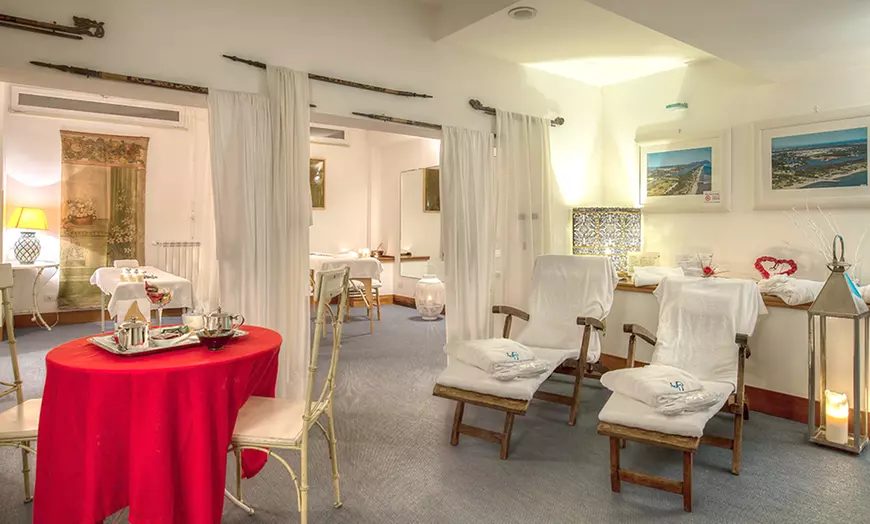 Image 10: Sabaudia 4*: camera matrimoniale con colazione o mezza pensione e Spa