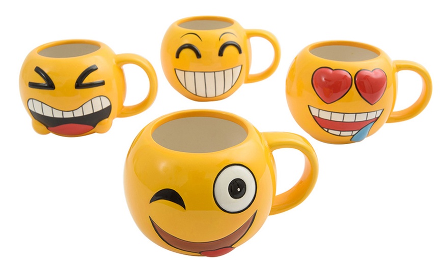 Image 9: Emoji Tableware