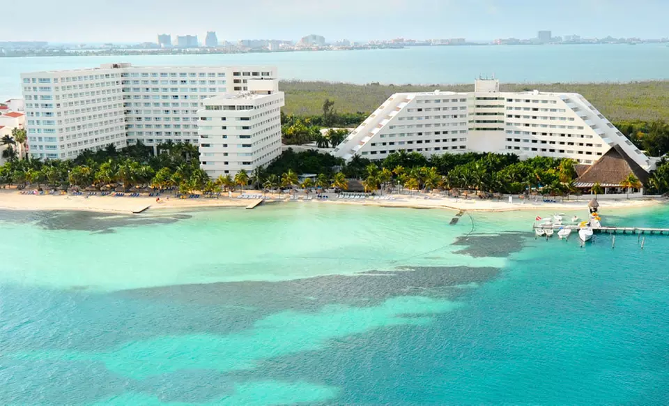 Four-, Five-, or Seven-Night All-Inclusive Stay at Grand Oasis Palm Resort in Cancún - Primary Image