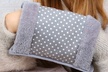 Bolsa de agua caliente eléctrica recargable; suave y aterciopelada; carga de 8-10 minutos; fantasía y color aleatorio - Second Medium