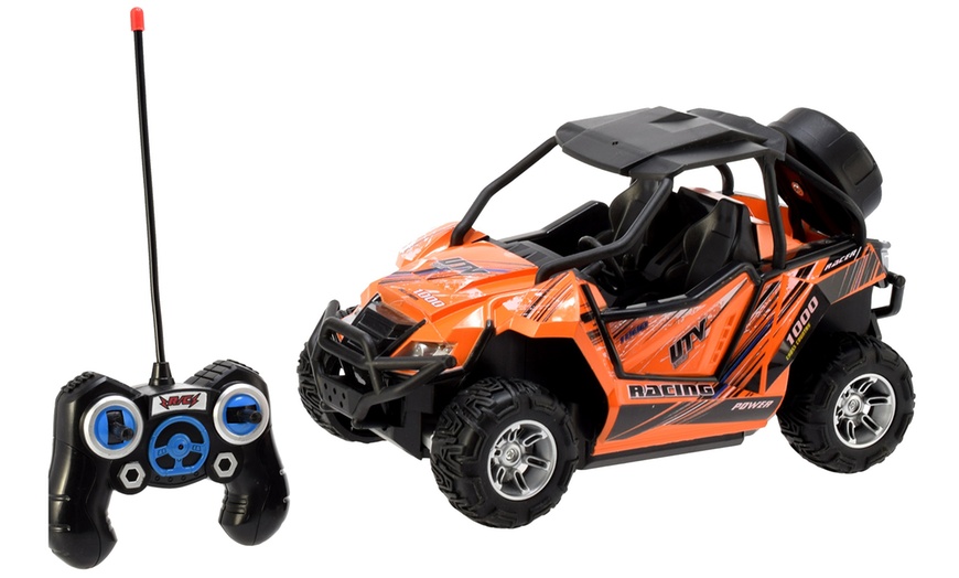 Image 4: Remote Control Race Buggy