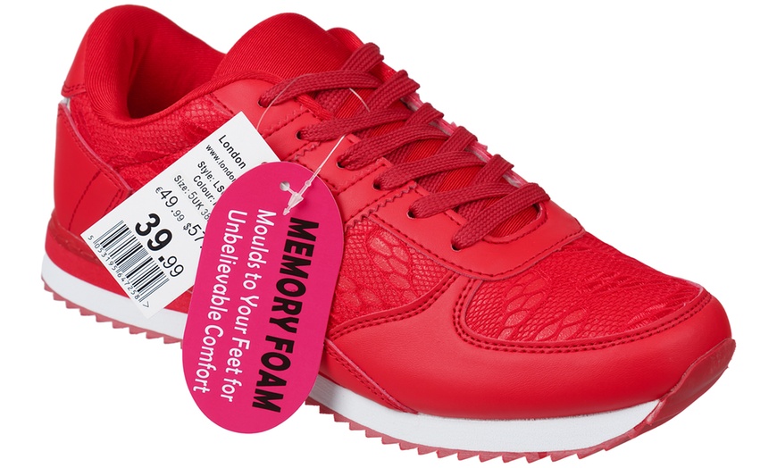 Image 20: Women's Memory-Foam Trainers