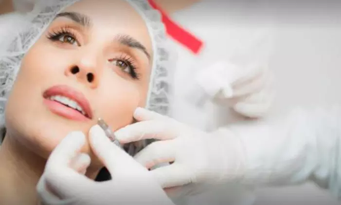 Tratamiento facial de bioestimulación en Clínica Roch