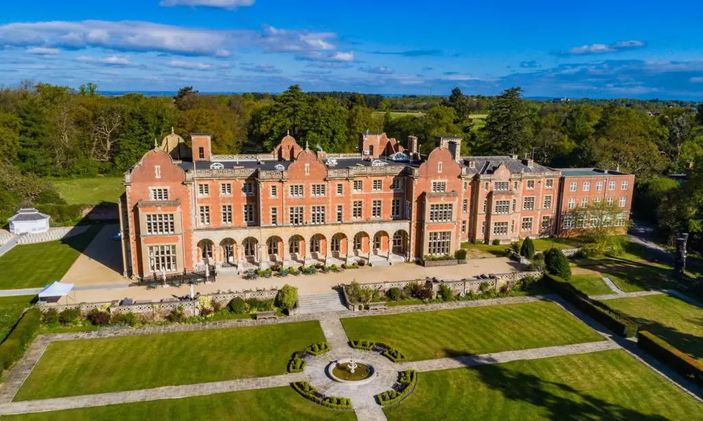 Berkshire: Double Room for Two with Breakfast and Main-Course Dinner at Easthampstead Park Hotel - Primary Image