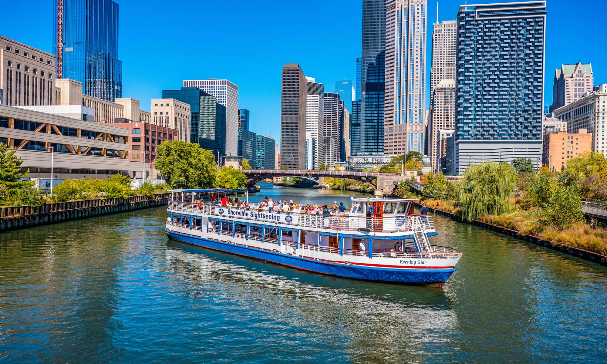 Skyline Sightseeing - Architecture Boat Tour and Lake Cruise Tickets