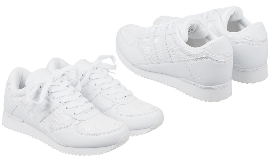 Image 7: Women's Memory-Foam Trainers