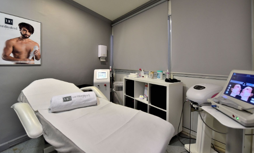 Image 2: Soin du visage HydraFace et blanchiment dentaire en option