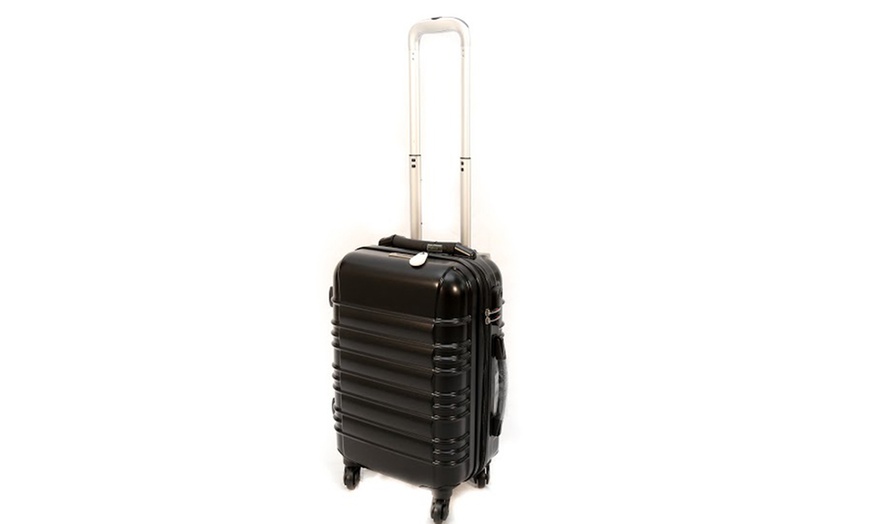 Image 73: Discovery Three-Piece Luggage