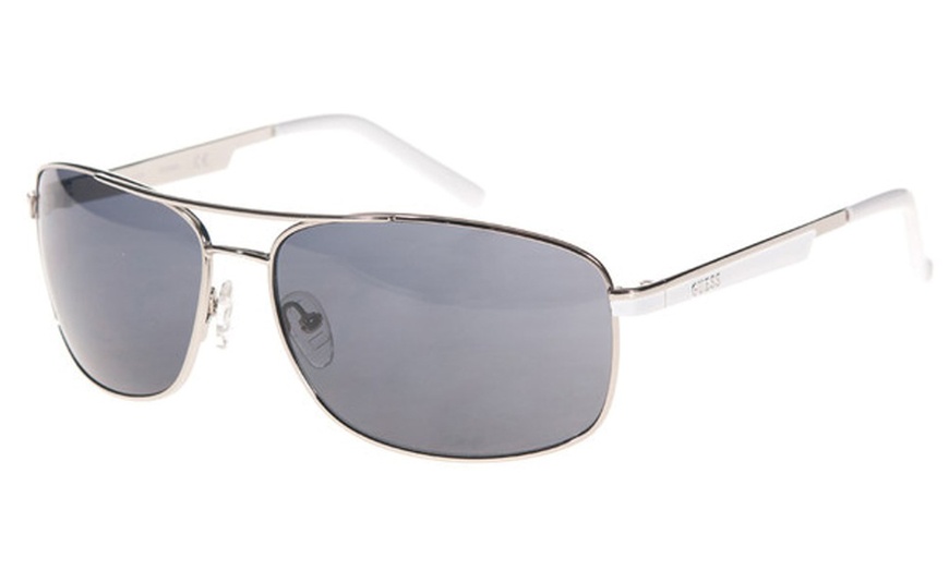 Image 11: Guess Unisex Sunglasses