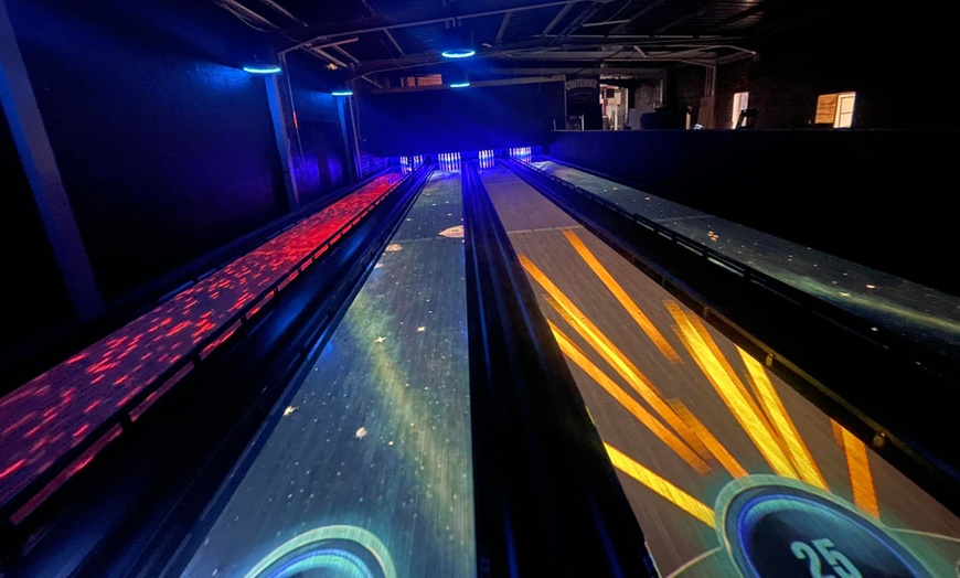 Image 7: Enjoy a game of bowling for 2 or 4 people with optional drinks 