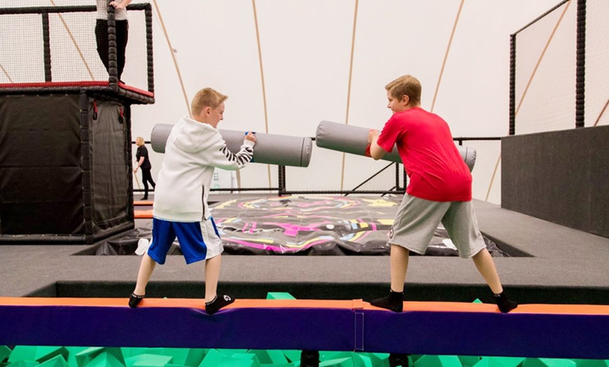 Image 4: Trampoline Park Entry