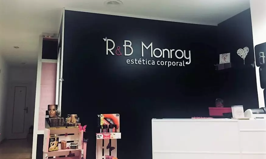 Luce una piel radiante con una limpieza facial con peeling