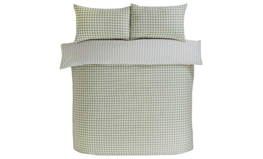 Image 8: Arches or Gingham Duvet Set