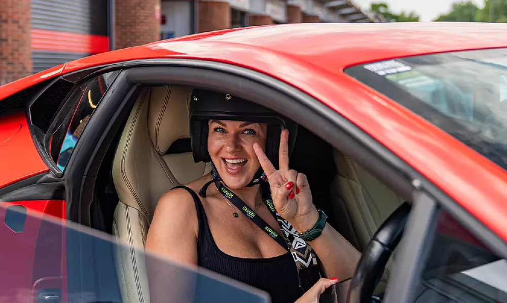 Sportscar/Supercar Driving Experience - 3/6 Miles in 1/2 Cars