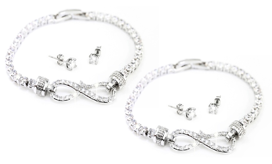 Image 4: Bracelet and Earring Set Made with Crystals from Swarovski®


